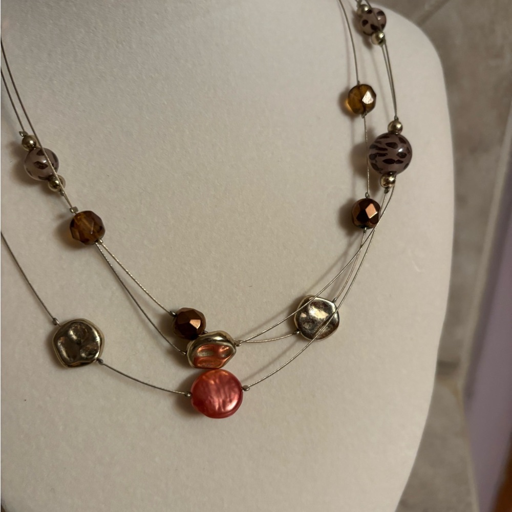 Elegant Multi-Strand Necklace with Gold and Brown Accents - Picture 2 of 3